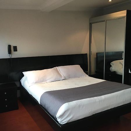 Hotel Ejecutivo Embajada ボゴタ エクステリア 写真