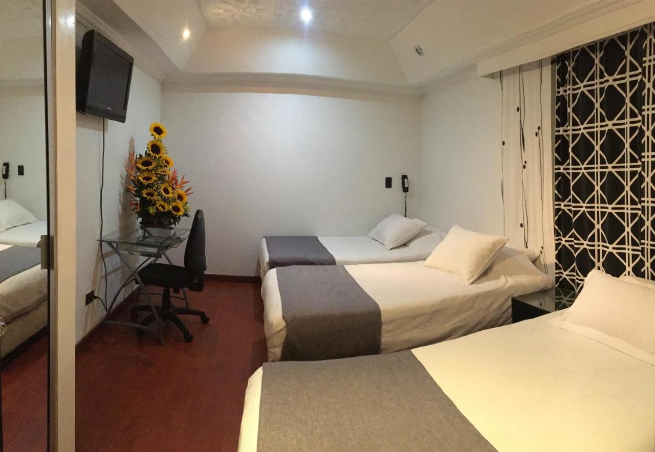 Hotel Ejecutivo Embajada ボゴタ エクステリア 写真