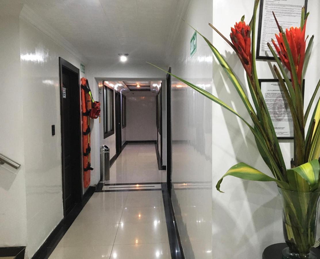 Hotel Ejecutivo Embajada ボゴタ エクステリア 写真